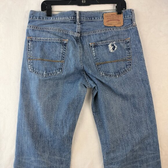 Abercrombie Fitch Mens Low Rise Boot Cut Jeans Size 33x34 Blue denim Distressed - Picture 7 of 16